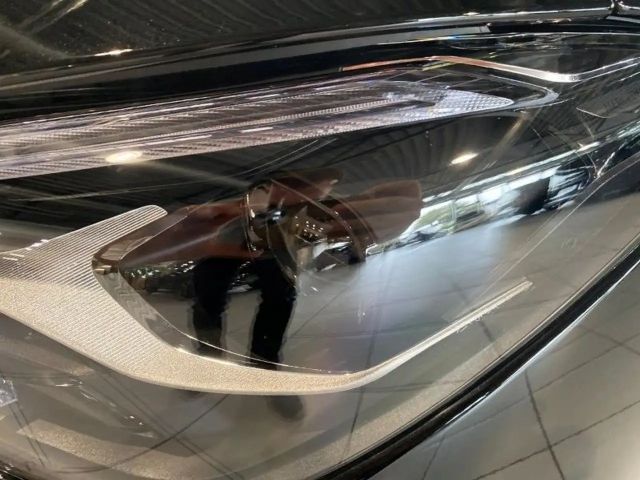 Mercedes-Benz CLA 200 AMG Line Coupé