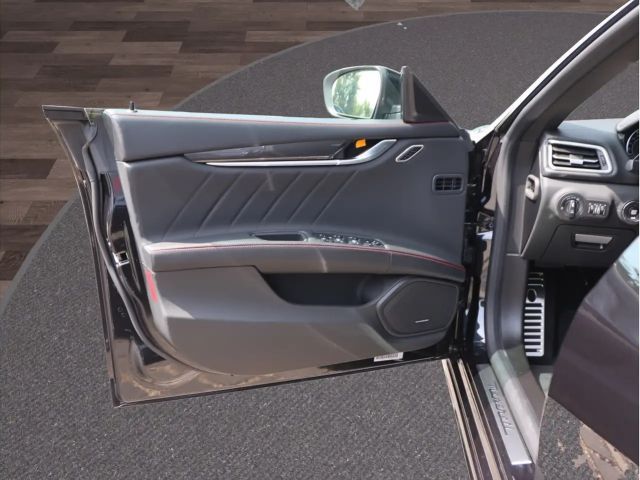 Maserati Ghibli Modena