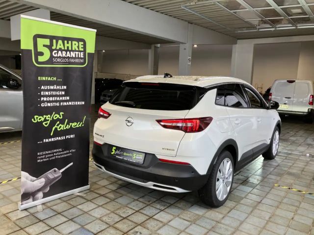 Opel Grandland X 1.6 Turbo