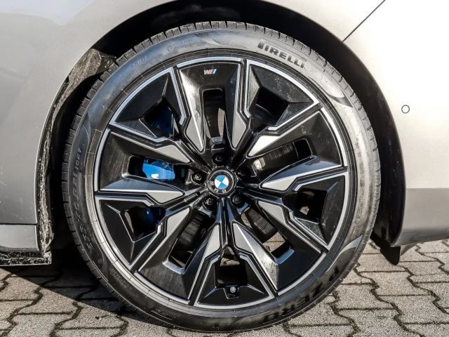 BMW i7 M-Sport M70 Sedan xDrive