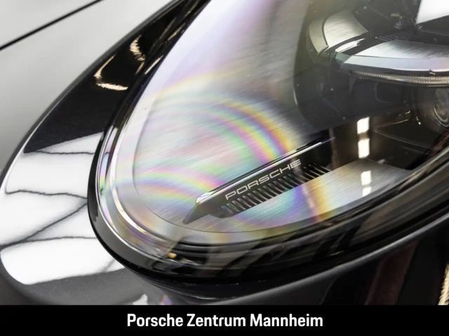 Porsche 992 Cabrio Carrera GTS