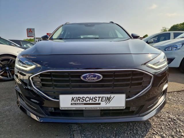 Ford Focus Cool & Connect EcoBoost Wagon