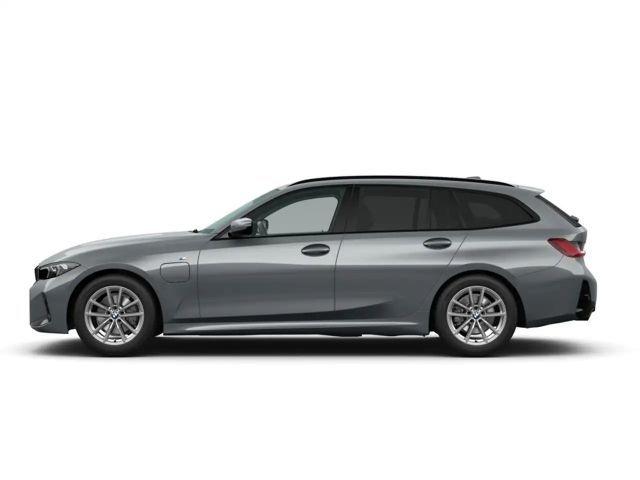 BMW 330 330e M-Sport Touring