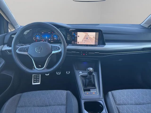 Volkswagen Golf 1,5 TSI Navi LED AHK SHZ RFK ACC