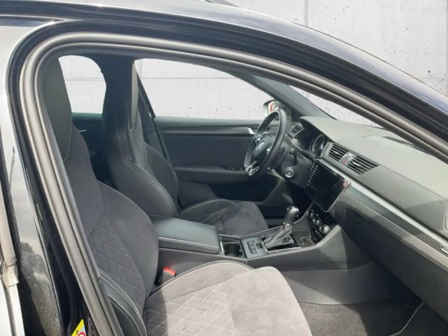 Skoda Superb 2.0 TSI Combi Sportline