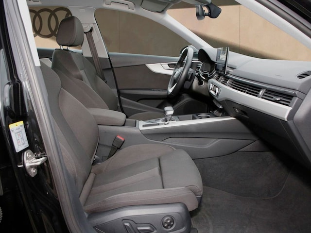 Audi A4 40 TDI S-Tronic Sedan