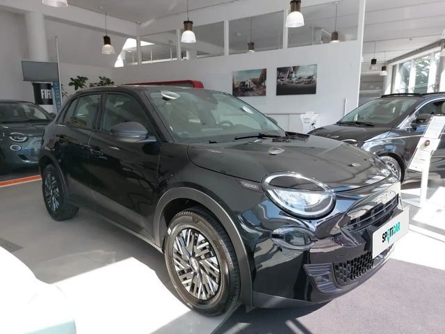 Fiat 600e Hybrid mHEV 145 6-Gang eDCT Pop