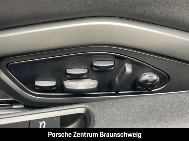 Porsche 992 4 Coupé GTS Targa