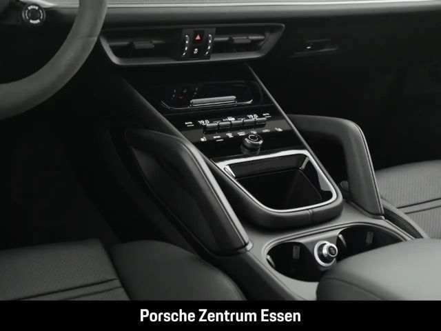 Porsche Cayenne Coupé E-Hybrid RS S