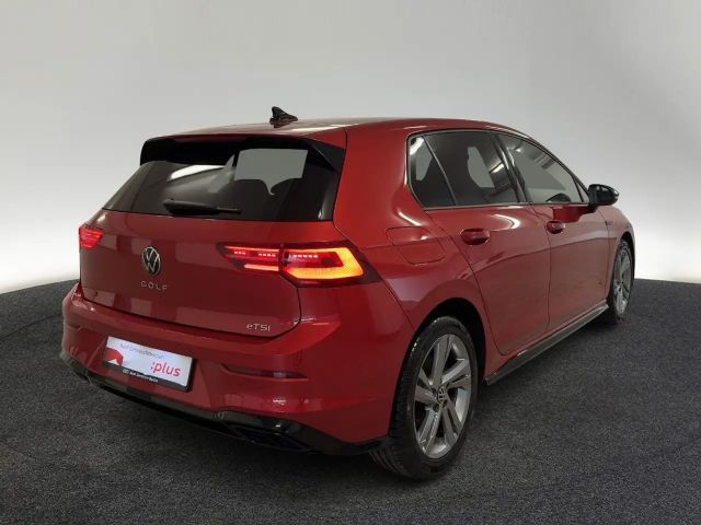 Volkswagen Golf 1.5 eTSI Golf VIII R-Line