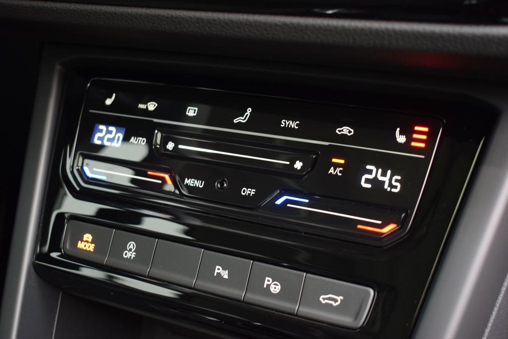 Volkswagen Touran 1.5 TSI DSG Highline