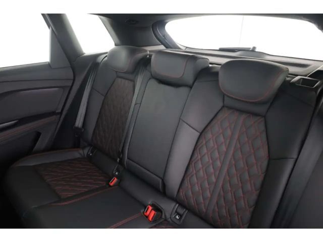 Audi Q4 e-tron S-Line