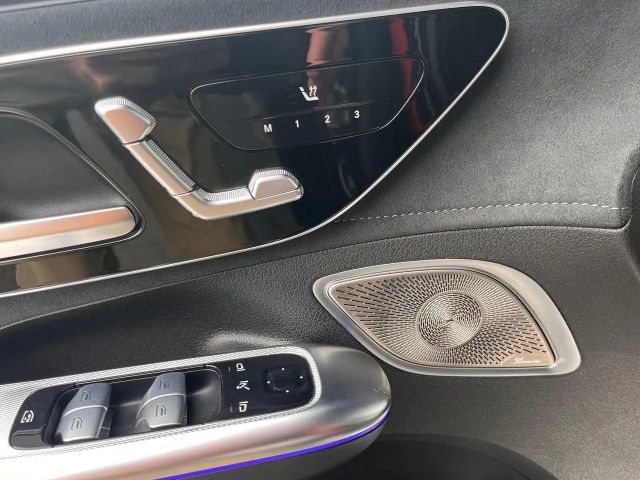 Mercedes-Benz EQE 350 AMG Line Sedan