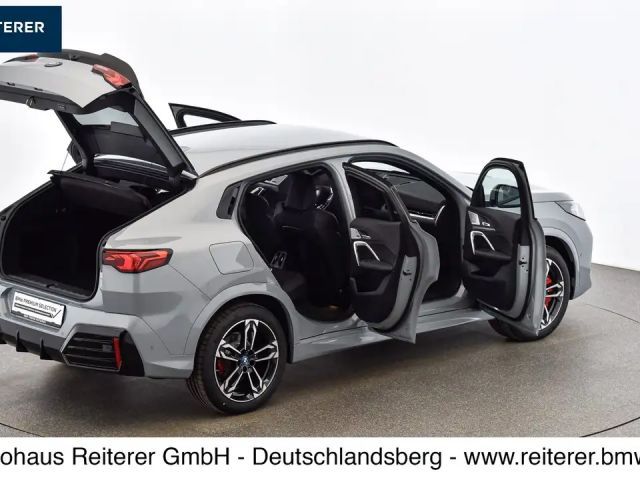 BMW iX2 M-Sport eDrive20