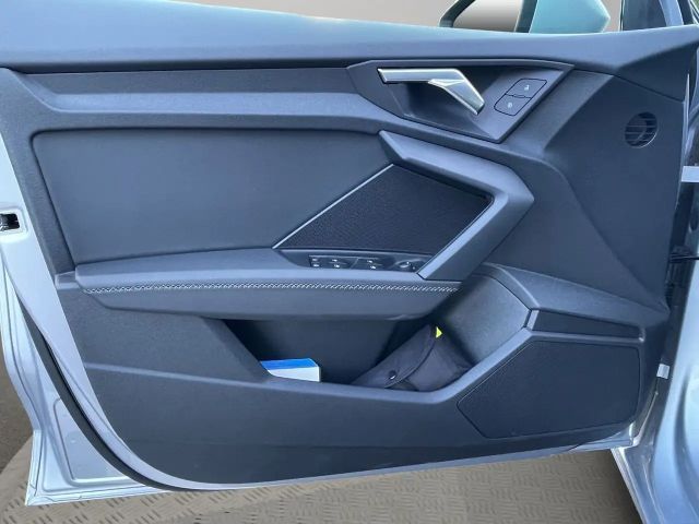 Audi A3 30 TFSI Sedan