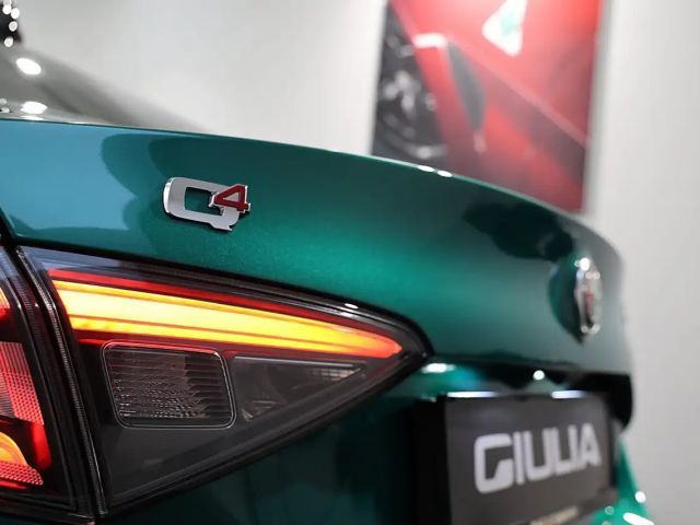 Alfa Romeo Giulia AT8 Q4 Veloce