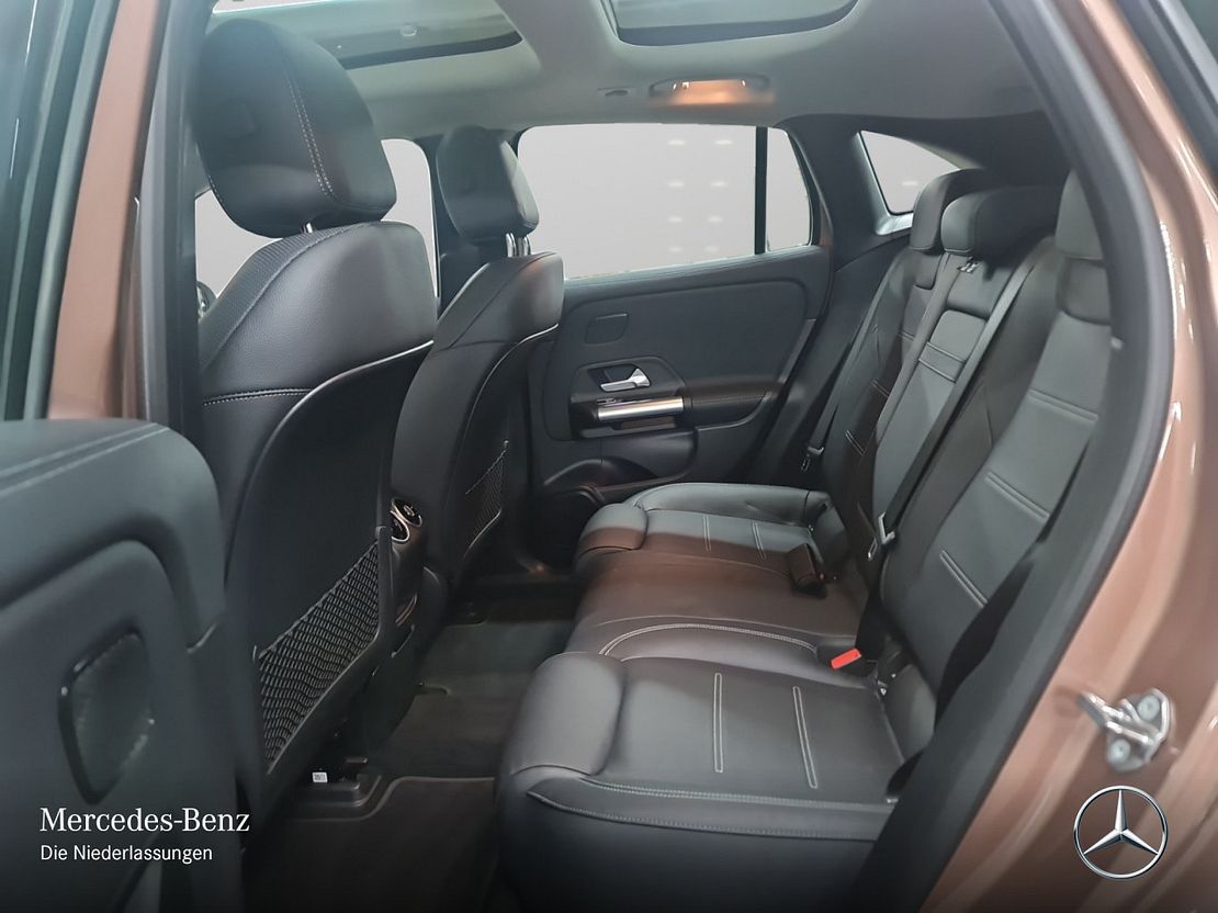 Mercedes-Benz EQA 300 4MATIC