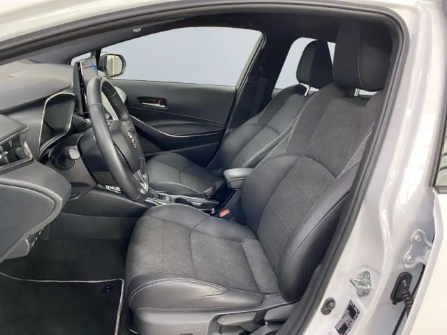 Toyota Corolla Hybride Team D