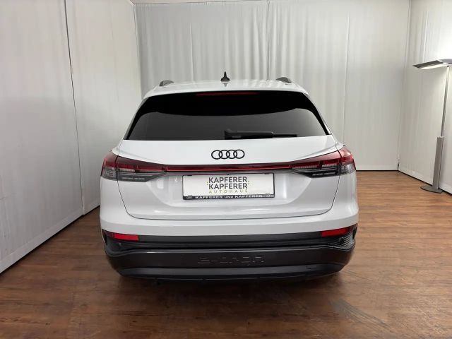 Audi Q4 e-tron Business Quattro