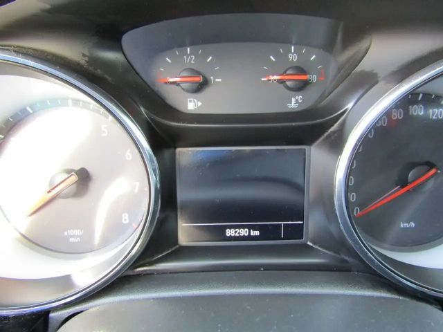 Opel Astra Design&Tech Start/Stop