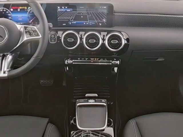 Mercedes-Benz A 200 A 200 d Hatchback