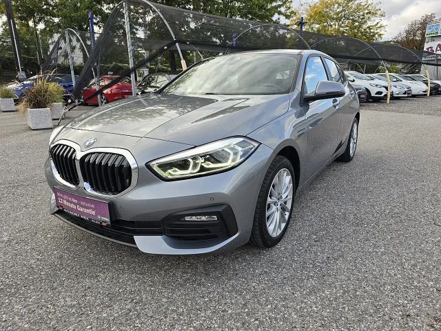 BMW 120 120d Sedan xDrive