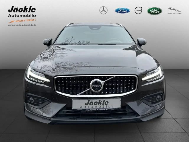 Volvo V60 Cross Country AWD Ultimate