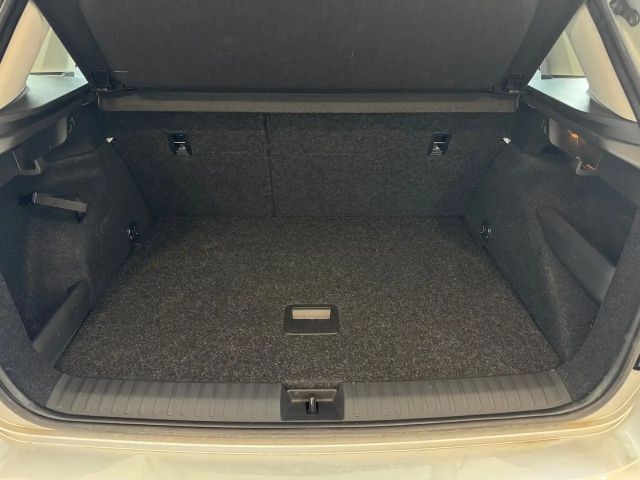 Skoda Kamiq Essence TSI