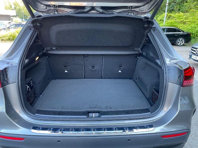 Mercedes-Benz GLA 200 AMG Line