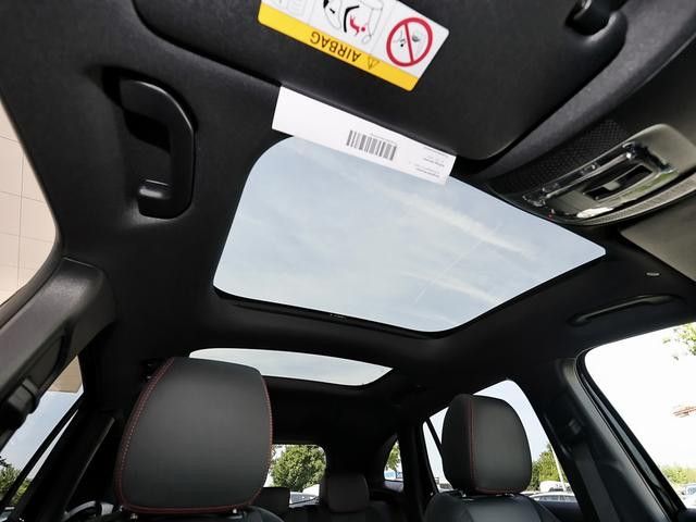 Mercedes-Benz GLA 200 AMG Line