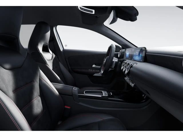 Mercedes-Benz A 220 4MATIC Hatchback
