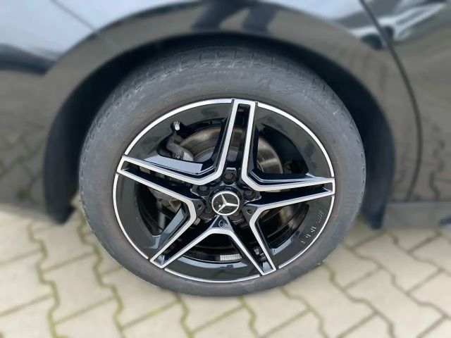 Mercedes-Benz CLA 180 AMG Line Shooting Brake