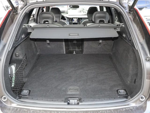 Volvo XC60 AWD Dark Ultimate