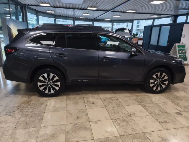 Subaru Outback 2.5i Platinum |LED | Navi