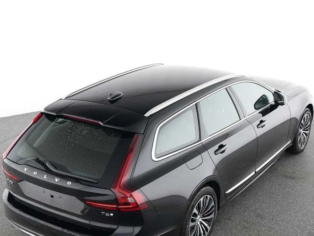 Volvo V90 AWD Core Recharge T6