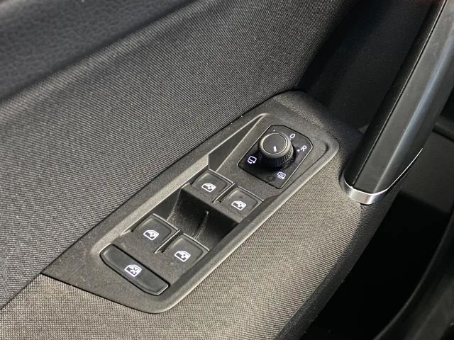 Volkswagen Touran 1.5 TSI DSG Highline