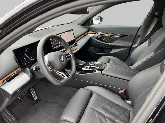 BMW 520 520i M-Sport Touring