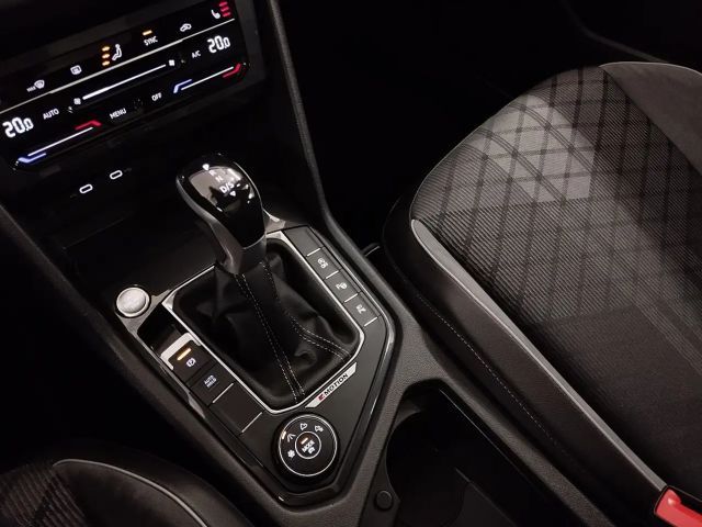 Volkswagen Tiguan R-Line Style