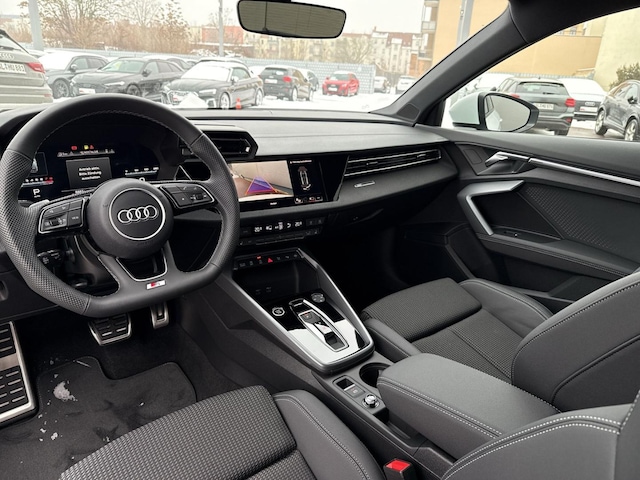 Audi A3 30 TFSI S-Line S-Tronic Sportback