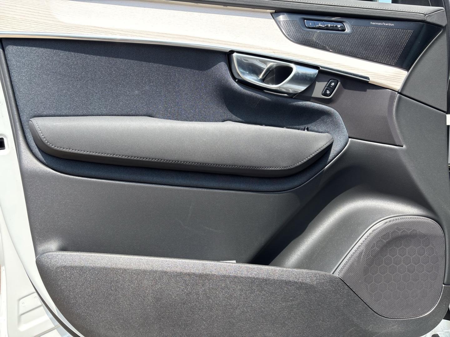 Volvo XC90 AWD Dark Plus Recharge T8