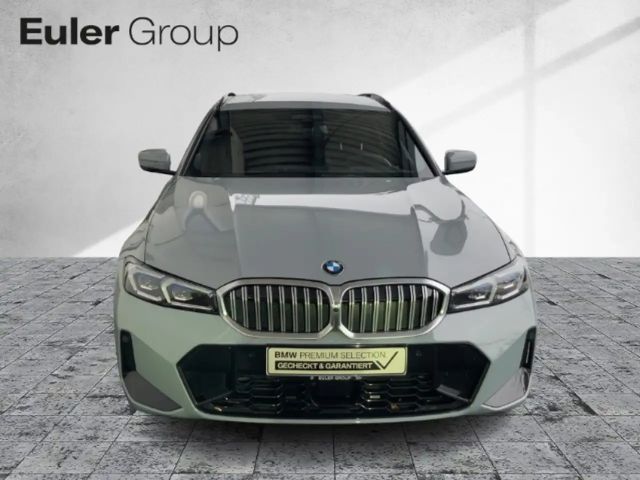 BMW 320 320d M-Sport Touring