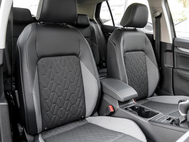 Volkswagen Golf 1.5 TSI Golf VIII