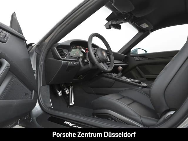 Porsche 992 Cabrio Carrera Turbo