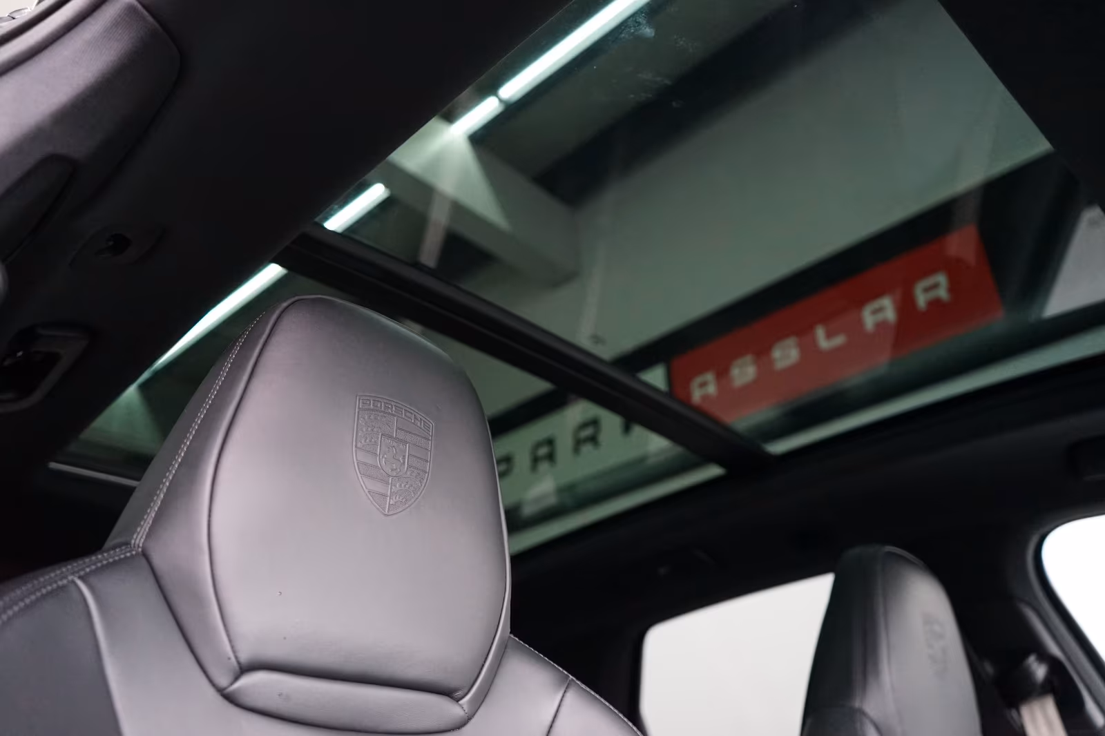 Porsche Cayenne Platinum Edition