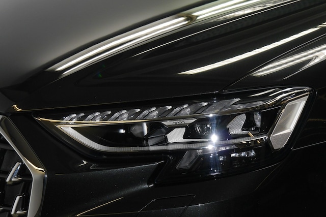 Audi A8 60 TFSI Lang Quattro