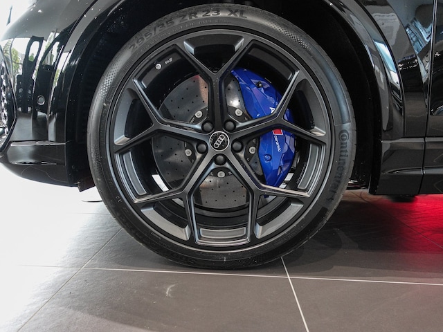 Audi RS Q8 Performance Quattro