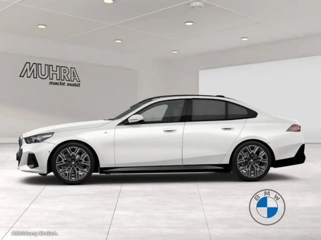 BMW 520 520d M-Sport Sedan