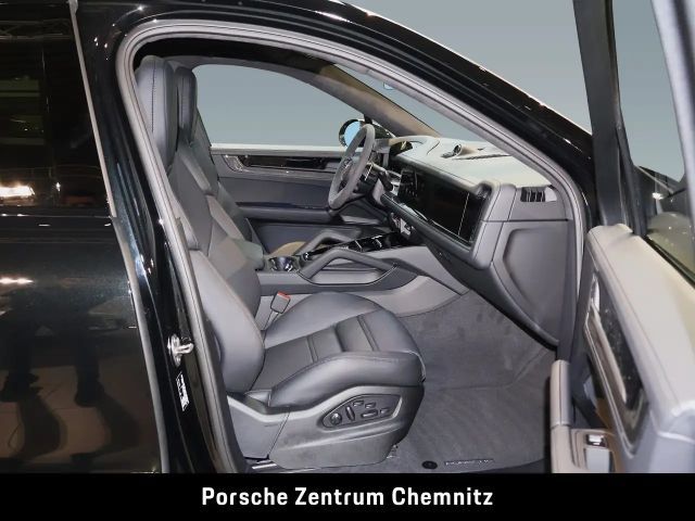 Porsche Cayenne 4 Coupé GTS