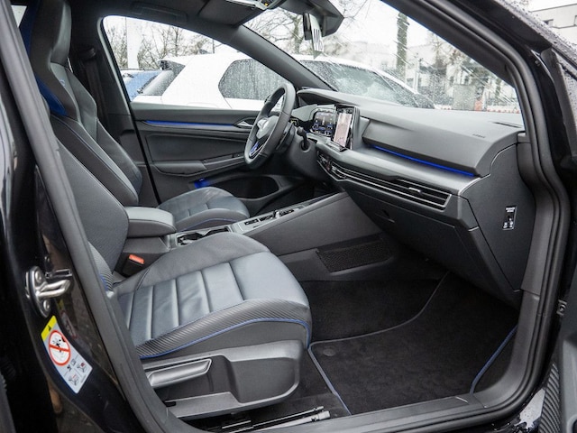 Volkswagen Golf 2.0 TSI DSG Golf VIII Style