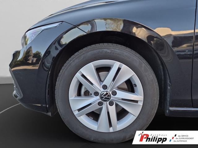 Volkswagen Golf 1.0 TSI Life Variant